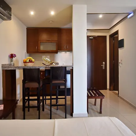24 Seven Boutique Hotel Malia (Crete)