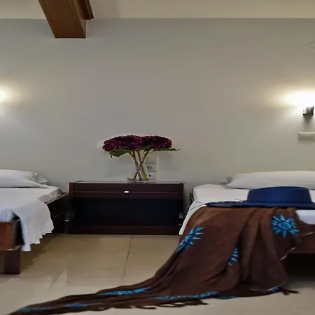 24 Seven Boutique Hotel 3*
