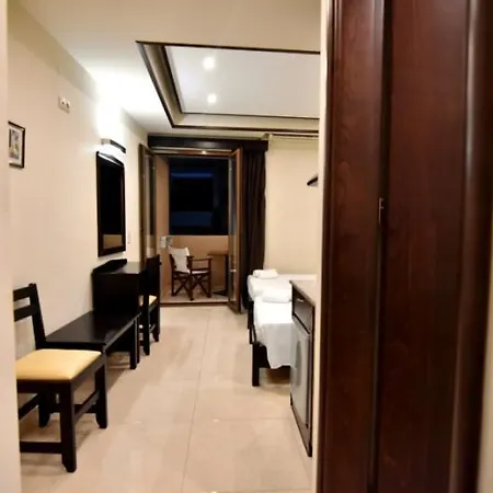 24 Seven Boutique Hotell
