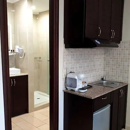 24 Seven Boutique Hotell Malia