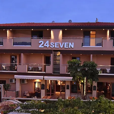 24 Seven Boutique Hotell